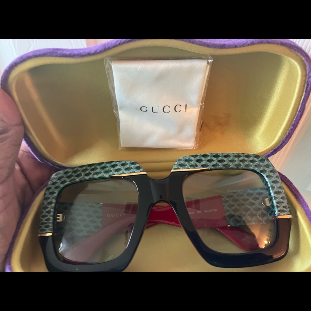 Gucci oversized green red and gold shades